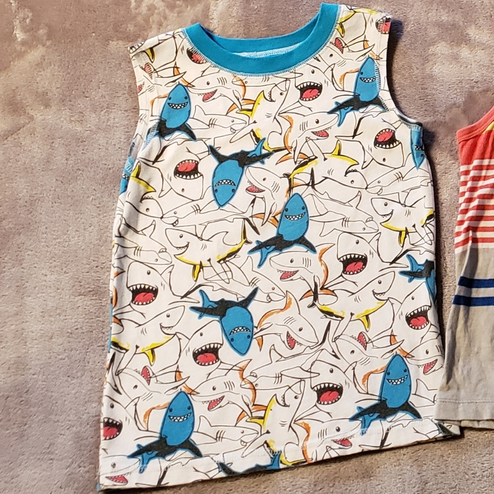 Tank Top Bundle - Picture 2 of 4